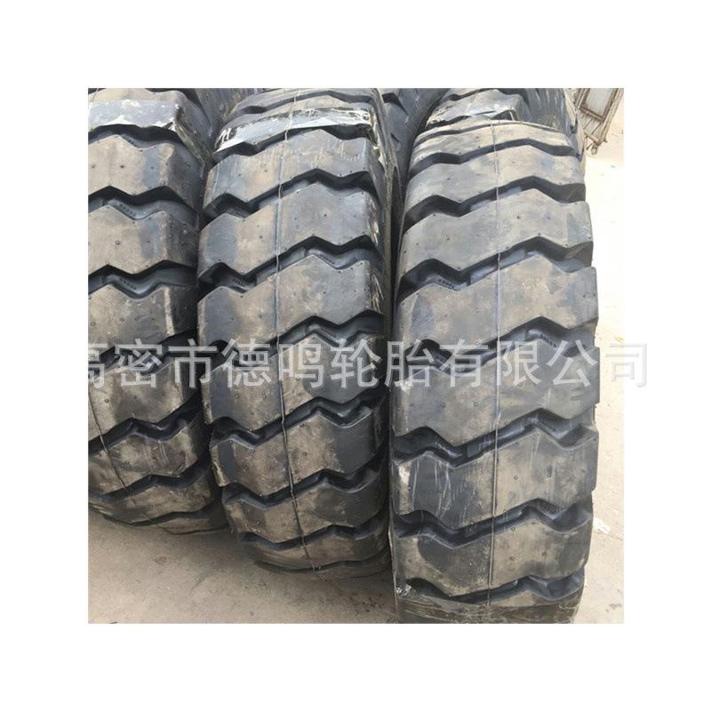 Neumático del desierto 14.00-20 Suministro de neumáticos para camiones volquete 1400-20
