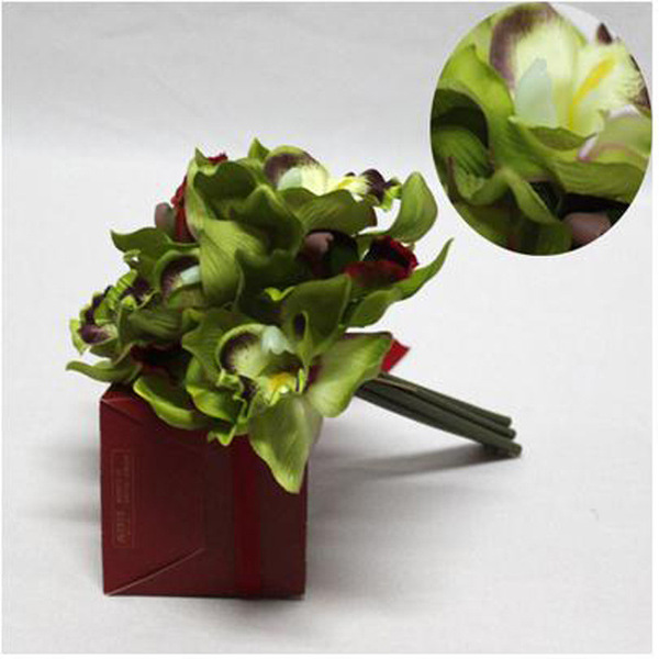 Simulation foreign cricket orchid fake flowers landed on the ground…