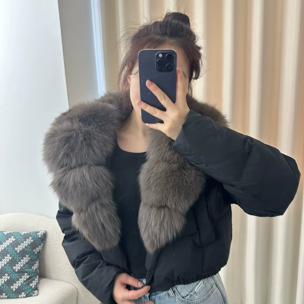 Пуховик Velvet Duck-Down зимний, короткий пуховик с крупным Faux-Fur воротником, размеры S–M