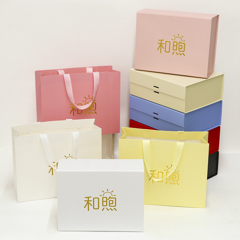 Una pieza plegable muestra puede fijar logotipo impresión en color caja de regalo estampado caja de regalo puede fijar el estilo de caja en stock