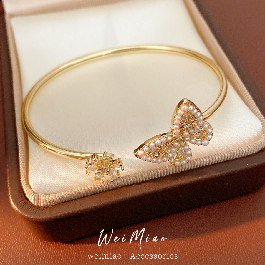 Flores de zircon mariposa abertura pulsera de perlas temperamento exquisito pulsera de moda versátil lujo ligero nicho joyería al por mayor