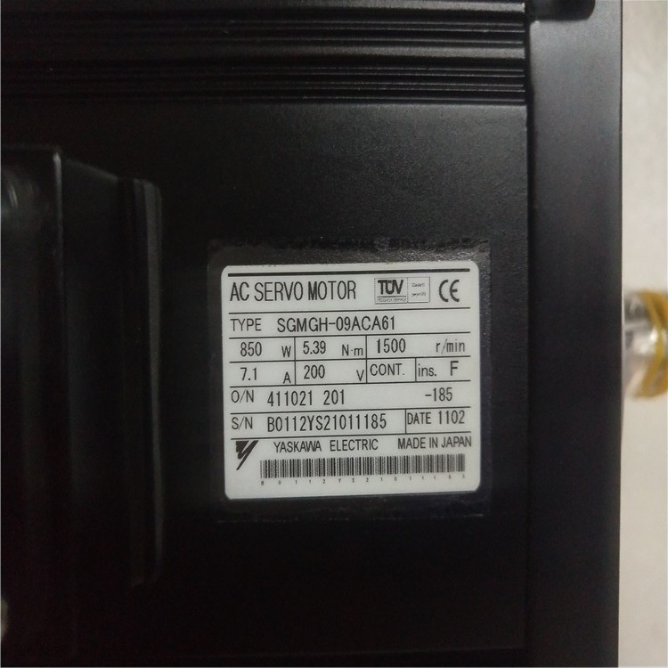 SGMGH-09ACA61电机SGM7J-08AFC6E MSMJ042G1SGDL-04AP MR-J2S-40A