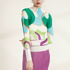 连衣裙;时尚休闲套装;女式T恤