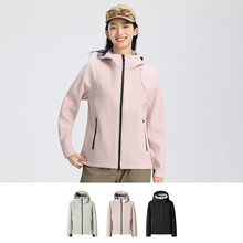 冲锋衣女款印字logo户外防风防水外套骑行徒步登山连帽软壳衣印花