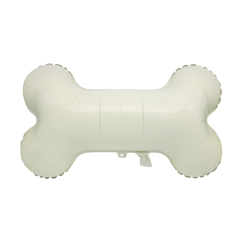 米色狗骨头白底