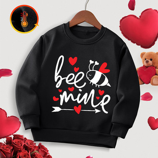 �羳Ůͯ�ﶬ�L��ӽq�l�����˹������۷����e�Ӻ�ů�A�Iͯ�b