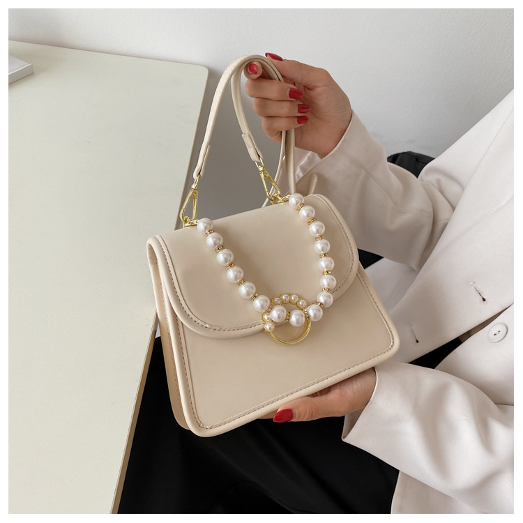 Wholesale Accessories Geometric Pearl Chain Messenger Bag Nihaojewelry display picture 65