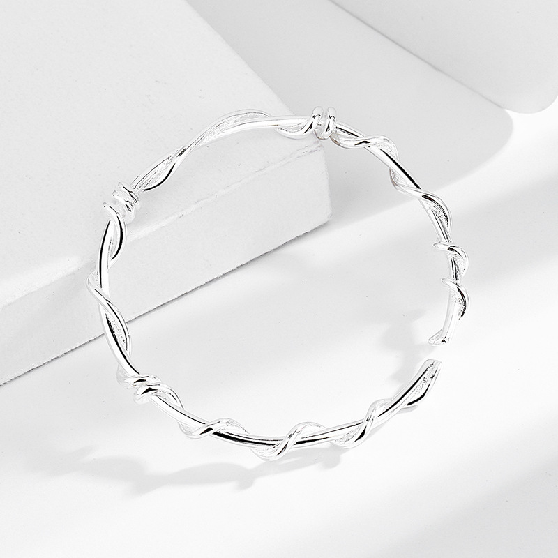 2022 new niche design bracelet hand-wound woven irregular geometric simple bracelet girlfriends gift