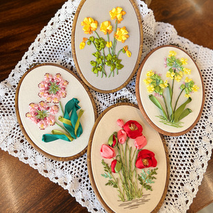 New Lu Embroidery Silk Belt Embroidery Three-dimensional Hanging Painting Living Room Decoration Quadruple Painting English Novice Hanging Painting