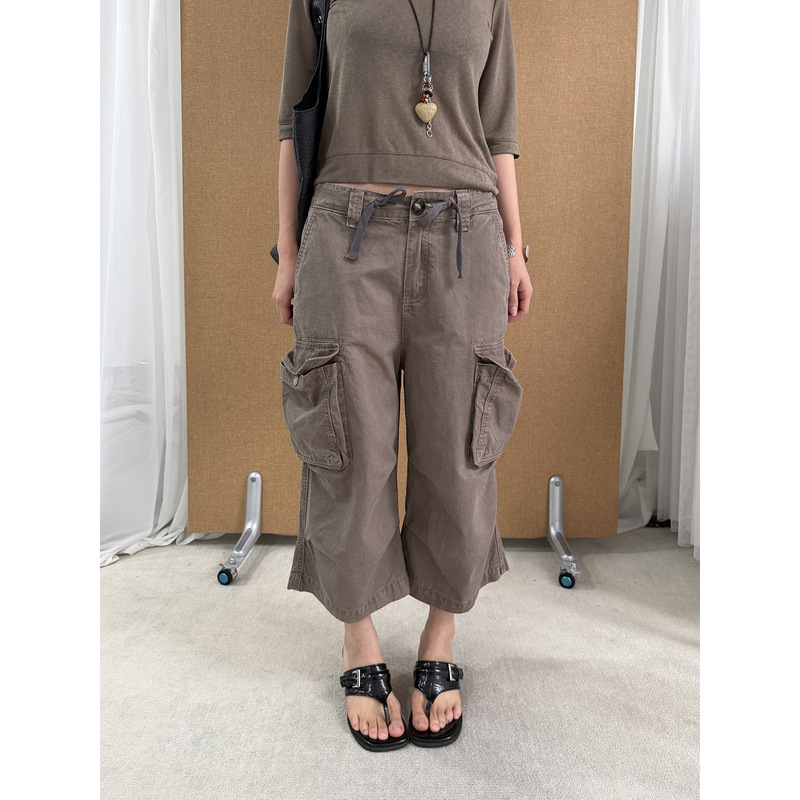 See 3L American Retro Multi-Pocket Workwear Cropped Jeans for Women, Summer Pleated Drawstring Straight Mid-Length Pants 1532 See 3L American Retro Multi-Pocket Workwear Cropped Jeans for Women, Summer Pleated Drawstring Straight Mid-Length Pants 1532