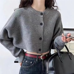 秋冬季新款纯色坑条设计感针织毛衣女外套休闲慵懒风短款宽松开衫