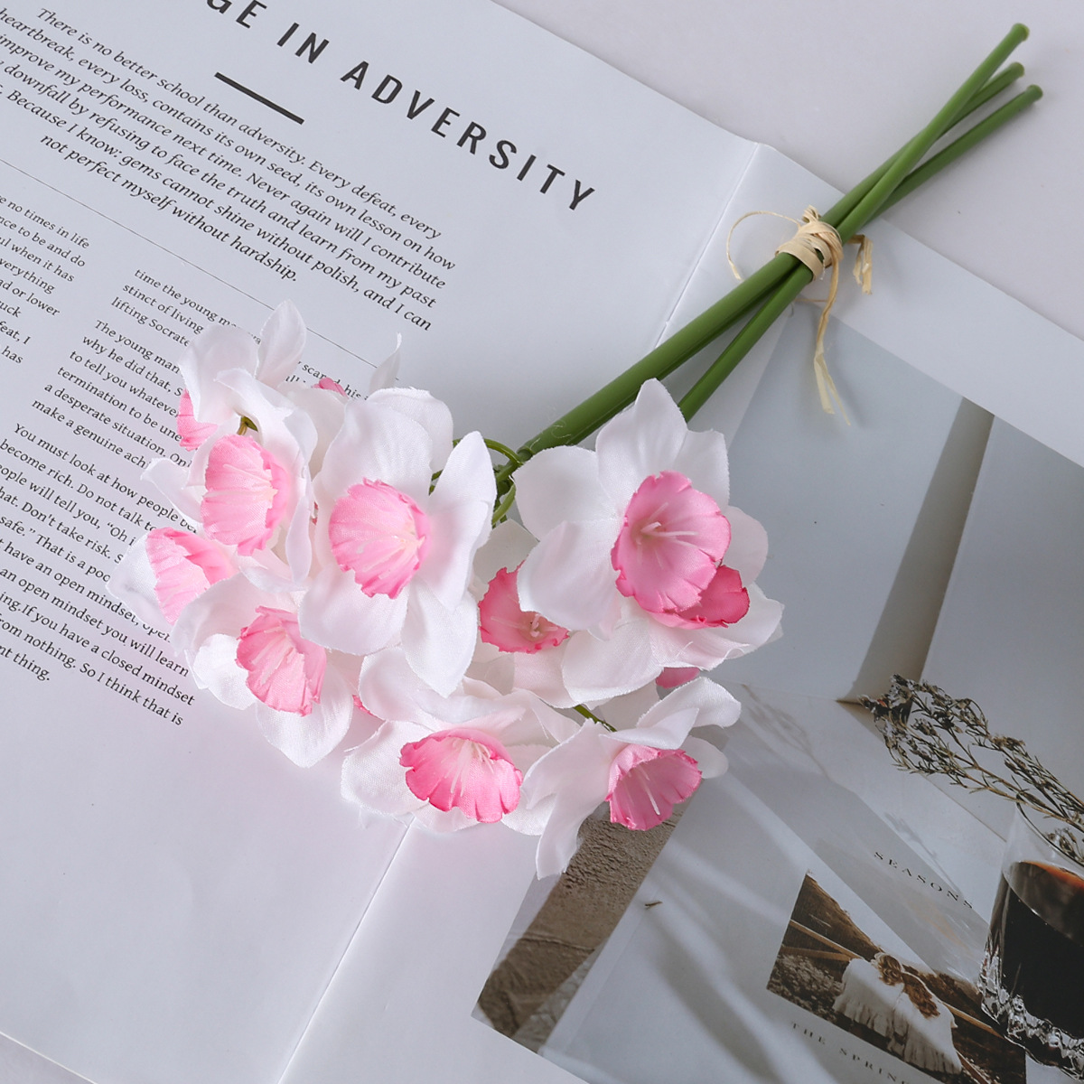 flores simuladas flores de narcisos flores de mano flores flores de mano boda flores simuladas decoración de la mesa de comedor fotografía flores de seda flores falsas
