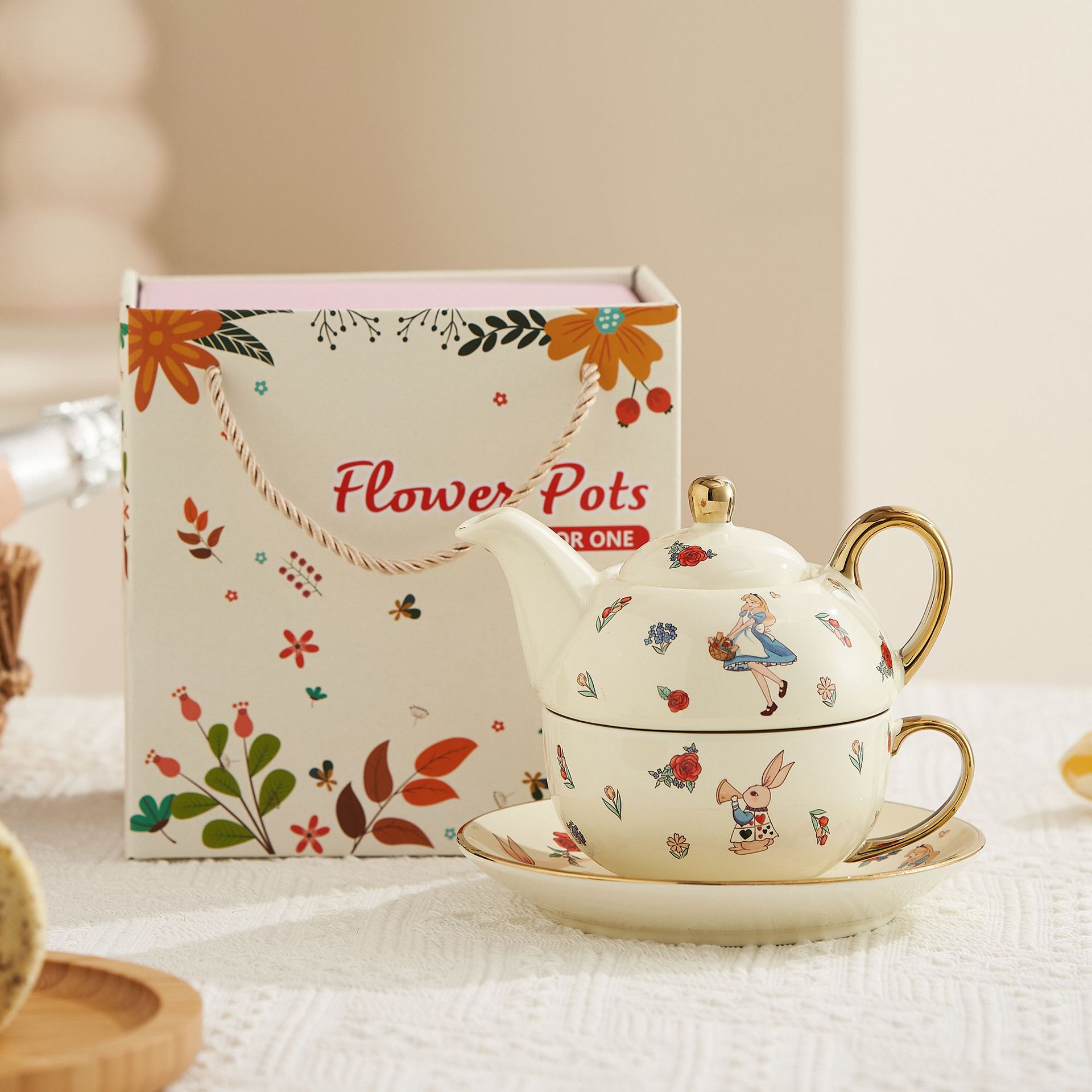 Alice set materna jar de cerámica de alto valor facial set de tazas de café y platos en una sensación de alto nivel de niñas de té de la tarde