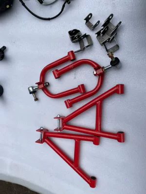 Motorcycle frame: Independent Suspension System, Gear Box - separate-rear-suspension-lifting-lugs