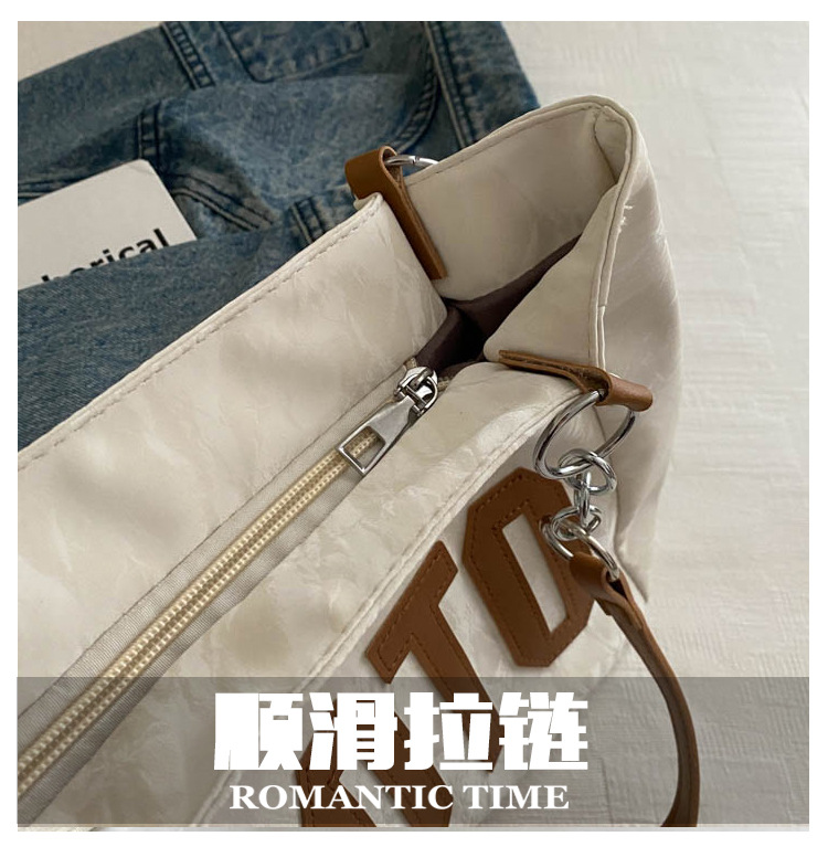 Large-capacity tote bag, high-quality and fashionable handbag for women, simple letter underarm bag for college students in class and at work undefined