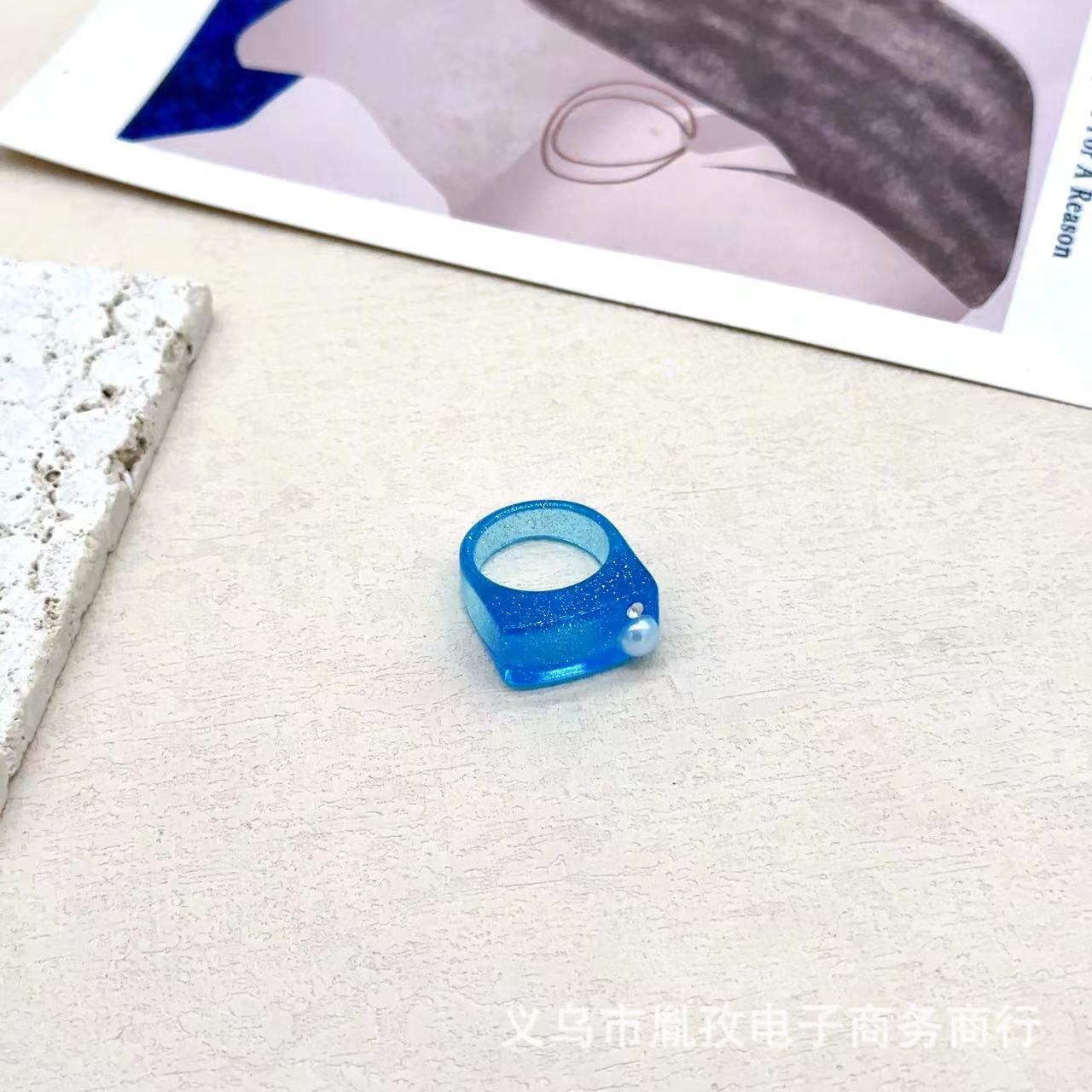 Nueva transfronteriza de estilo INS resina geométrica anillo cuadrado moda pequeña perla fresca joyería de diseño hecho a mano