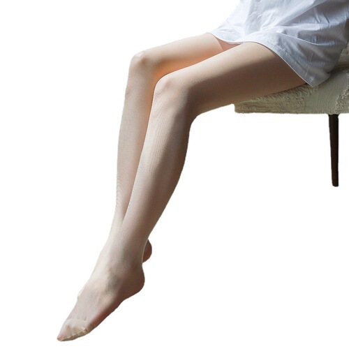 Walking with wind, stockings as thin as cicada's wings. Summer ultra-thin pearlescent stockings, silver silk shiny silk pantyhose for women