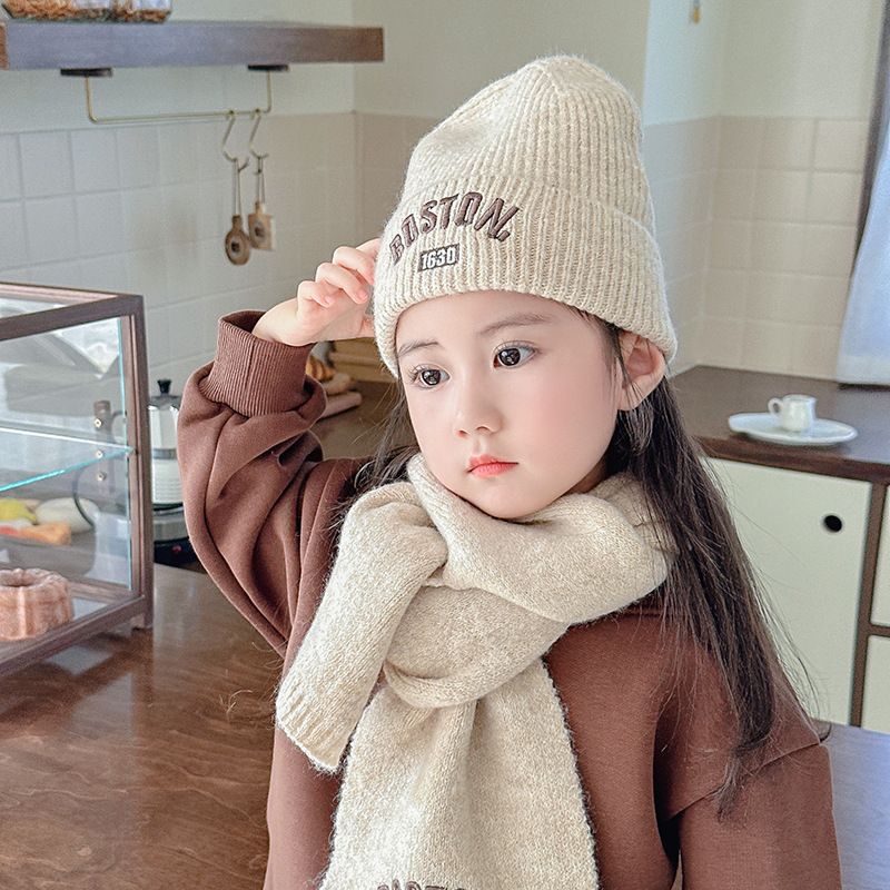 1630 costume beige