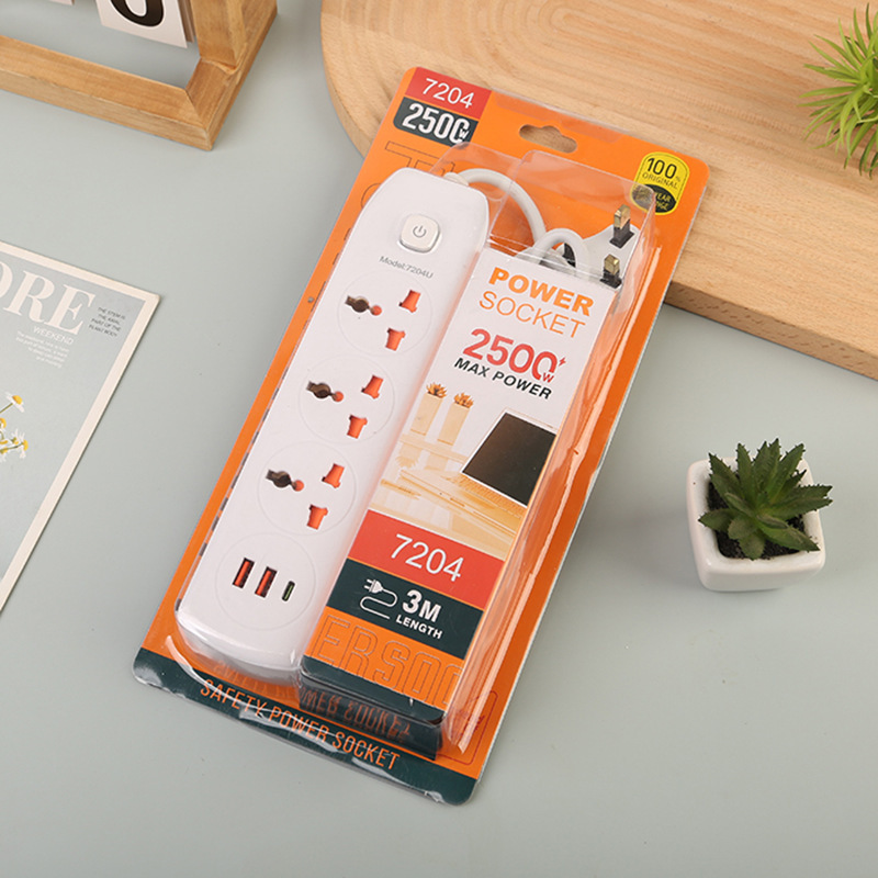 INCOALXUE2USB+1PD吸卡包装插排儿童防触电门插座英规欧规美