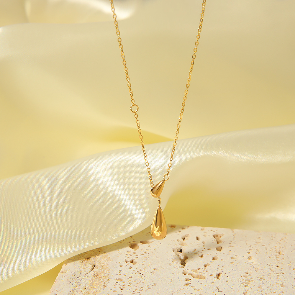 8g Weight PVD Coated Gold Plating Process 18K Gold, 18K Real Gold Plated, Real Gold Plated Plating Material PVD Coated 18K Gold Real Gold Plated Water Droplets 304 Stainless Steel Simple Style Waterproof Non Tarnish 304 Stainless Steel Necklace