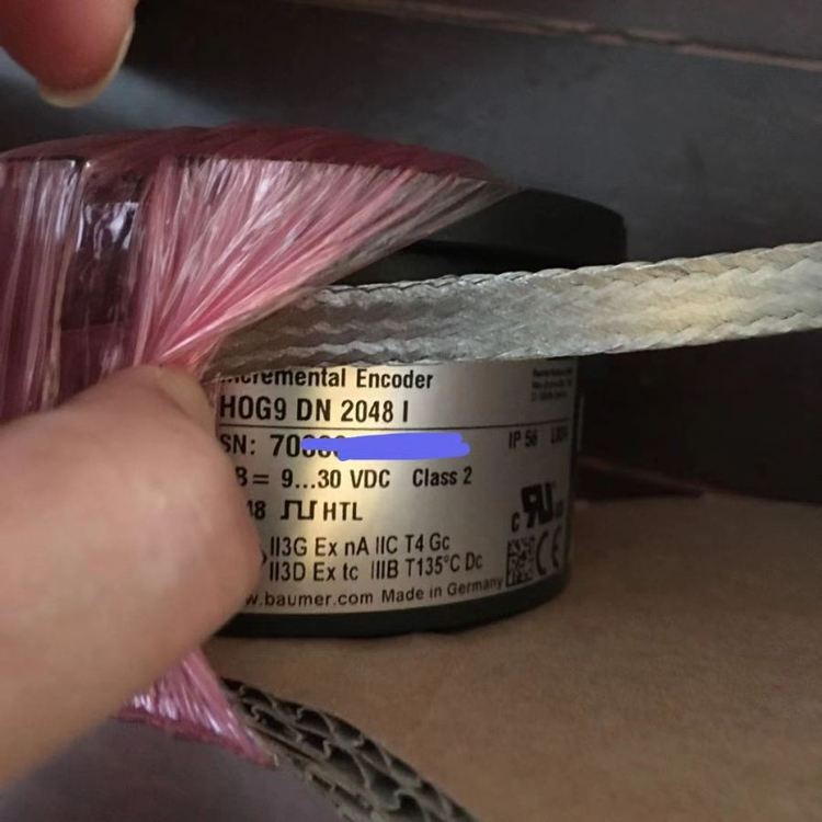 德国Baumer光电测速编码器HOG8 DN 1024 CI堡盟运动控制传感器