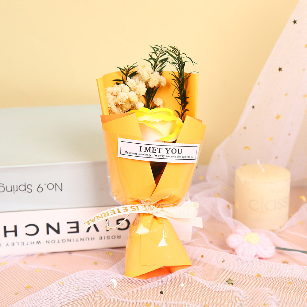 520 Día de San Valentín creativo estrella seca rosa flor de jabón mini ramo de flores exquisito regalo de acompañante al por mayor