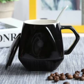 陶瓷工艺品;陶瓷杯;装饰花瓶
