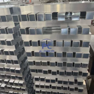 江苏张家港铝型材挤压方管工厂可开模定制按图纸CNC冲压精加工
