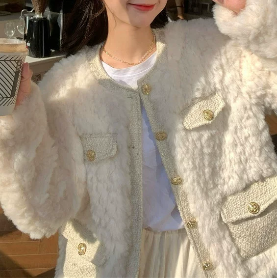 Бархатная куртка, в стиле Chanel, женская текстурная тёплая верхняя одежда, яркий сезонный образ