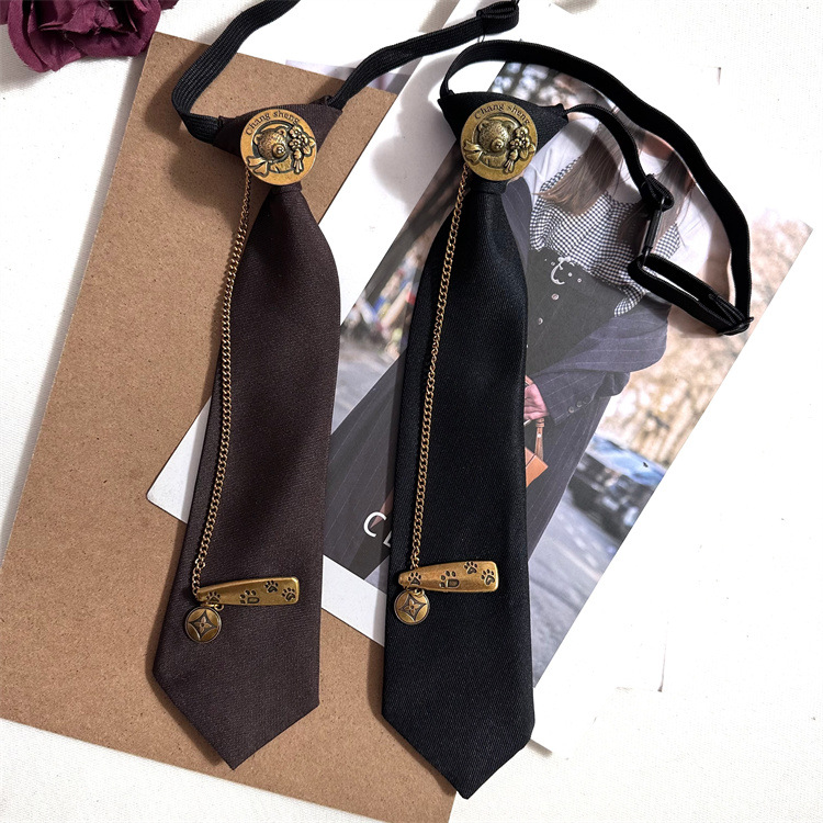 레트로 하이엔드 브라운 넥타이, 브론즈 메탈 체인, 베어 라운드 헤드 핀 장식, 다용도 넥타이 없음