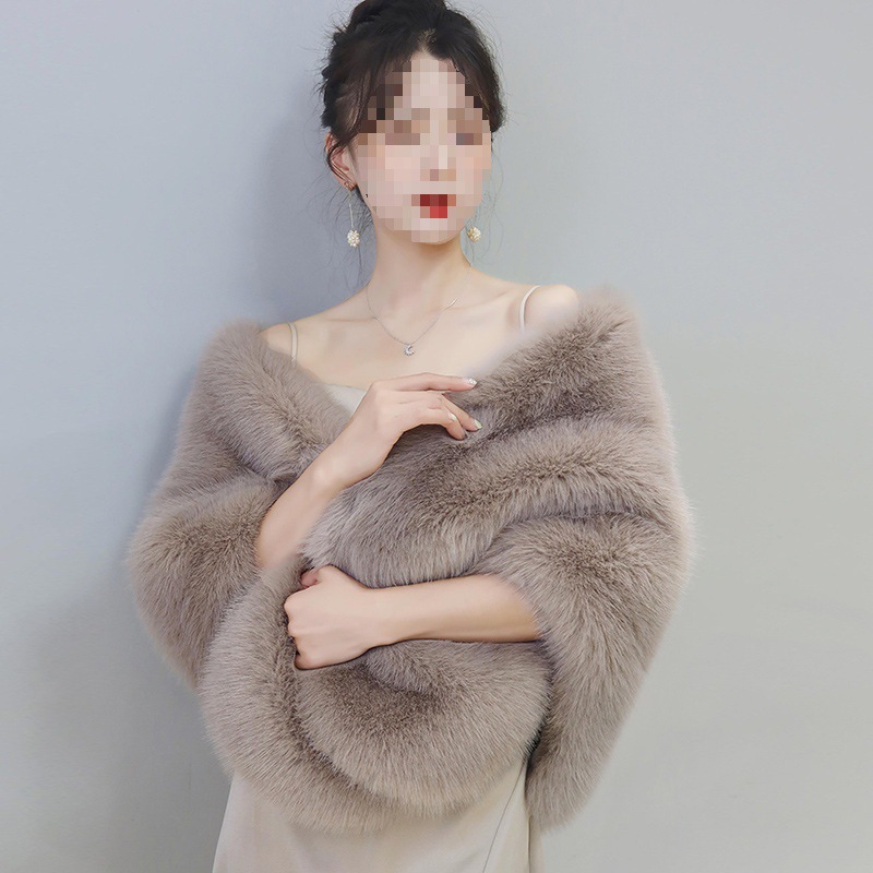 2025 Imitation Fur Shawl Women's Autumn and Winter Imitation Mink Fur Fox Fur Collar Dress Cheongsam Cloak Short Outwear Trendy