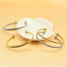 ���sС���߼����䓏��ɼy·��Ůͬ�����C� 18K����ɫ�����֭h