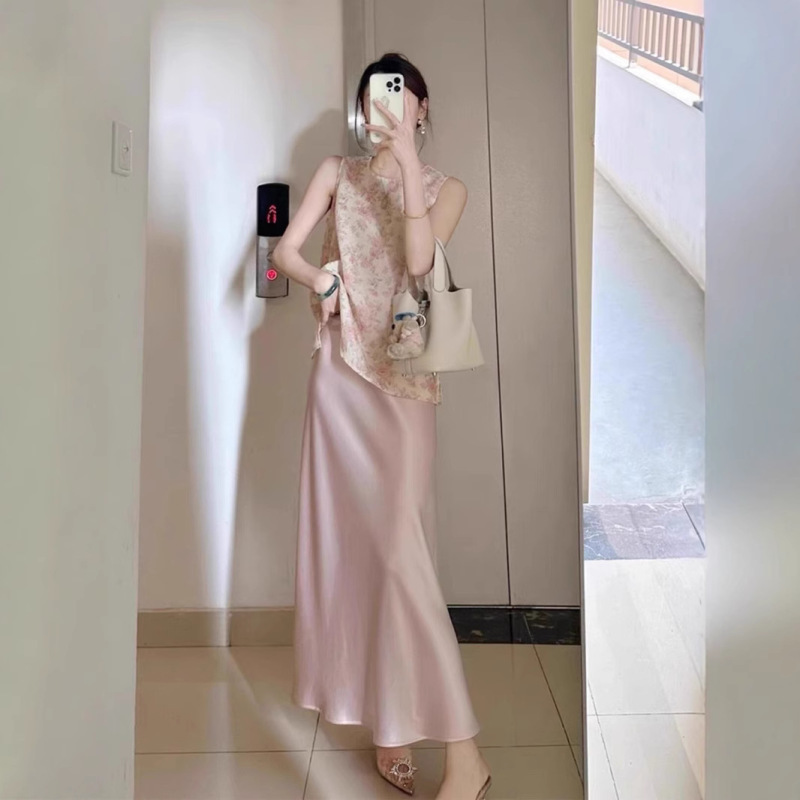 新しい中国風のスーツ、ピンクのノースリーブ花柄トップ、サテンスカート、スリムで美しいツーピースセット、軽くて大人のスタイル|undefined