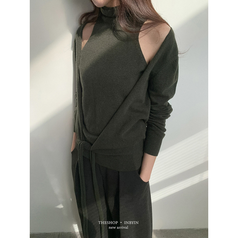 【No Returns or Exchanges】Trendy Off-Shoulder Knit Set with Tie-Up Long-Sleeve Knit Top + High-Neck Vest Two-Piece Set