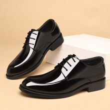 ��ʿӢ������8cm�̄����b��Ƥ�±�Ь���������ɻ�ЬƤЬһ�����l