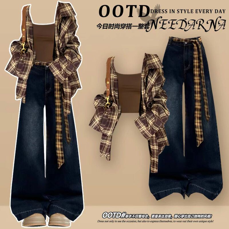 Fashion suit # Fashionable Hong Kong-style striped shirt jacket with long sleeves paired with American-style trendy straight-leg jeans for women