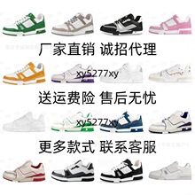 ��Ϻ��H��Trainerӡ���r�к�������\��Ь��H��ٴ���Ů��Ь