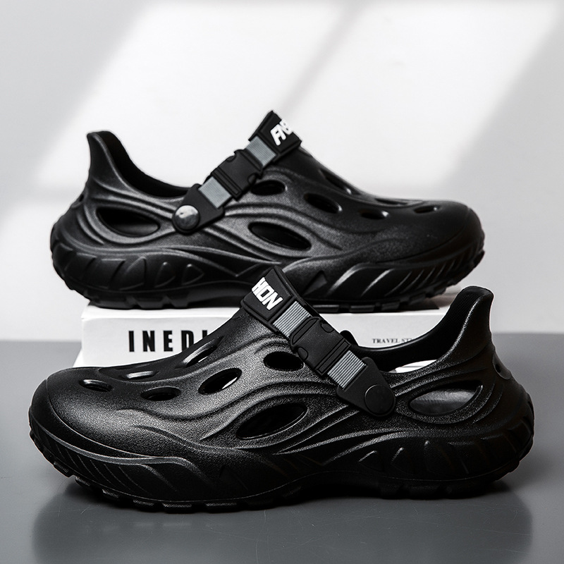Pisar zapatos con agujeros de mierda, tendencia de verano para hombres, zapatillas de tacón exterior, suela gruesa, antideslizante, sandalias de playa al aire libre resistentes al desgaste