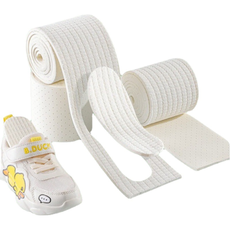 Auto-corte de la plantilla de los niños de los deportes de adultos plantilla transpirable auto-corte de absorción de choque de malla de perforación de material de zapato suave largo Cuatro Estaciones