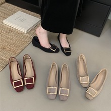 2025冬季新款绒面方扣坡跟单鞋内增高灰色黑色酒红色杏色超纤平跟