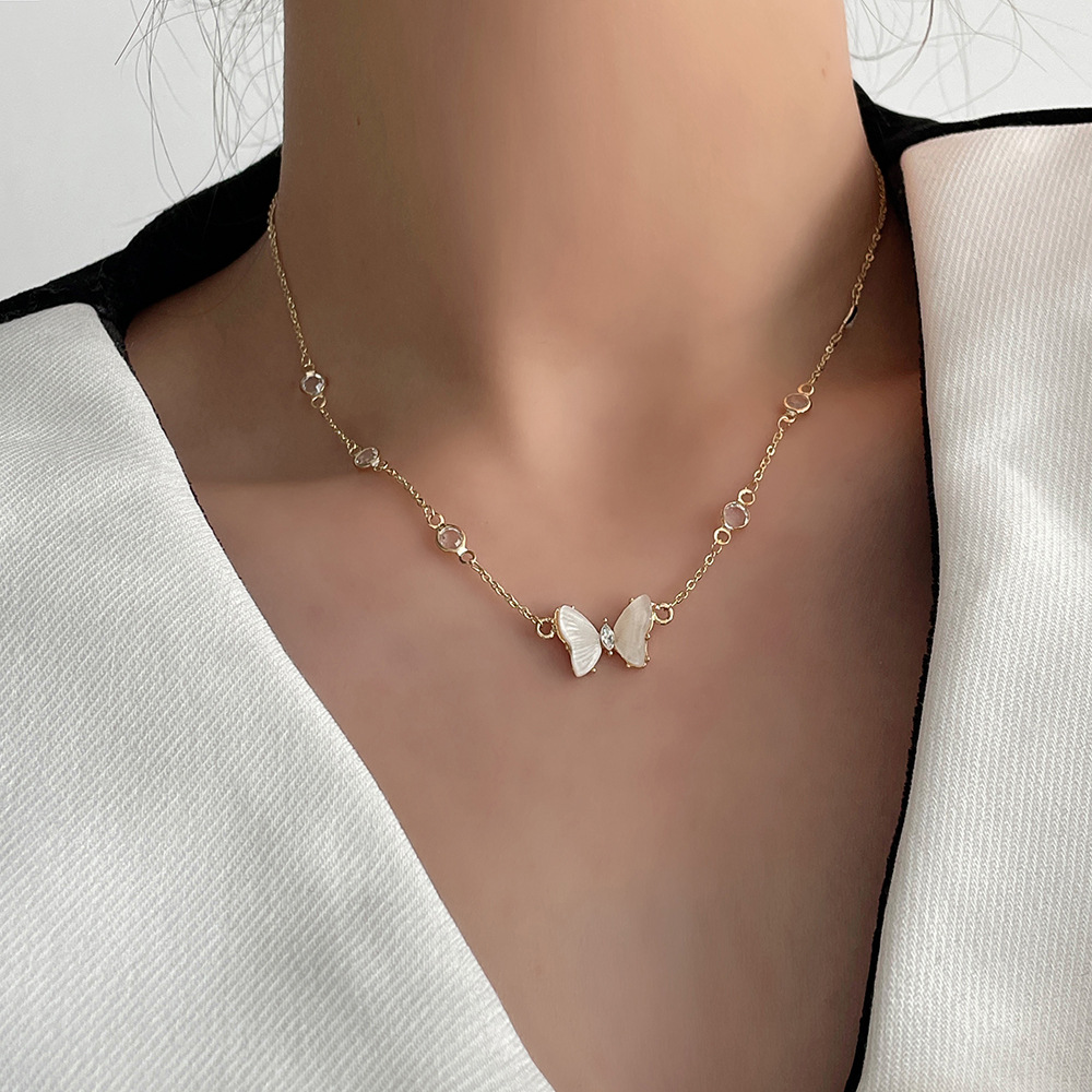 1 Piece Fashion Butterfly Alloy Inlay Shell Zircon Womenu0027S Necklace