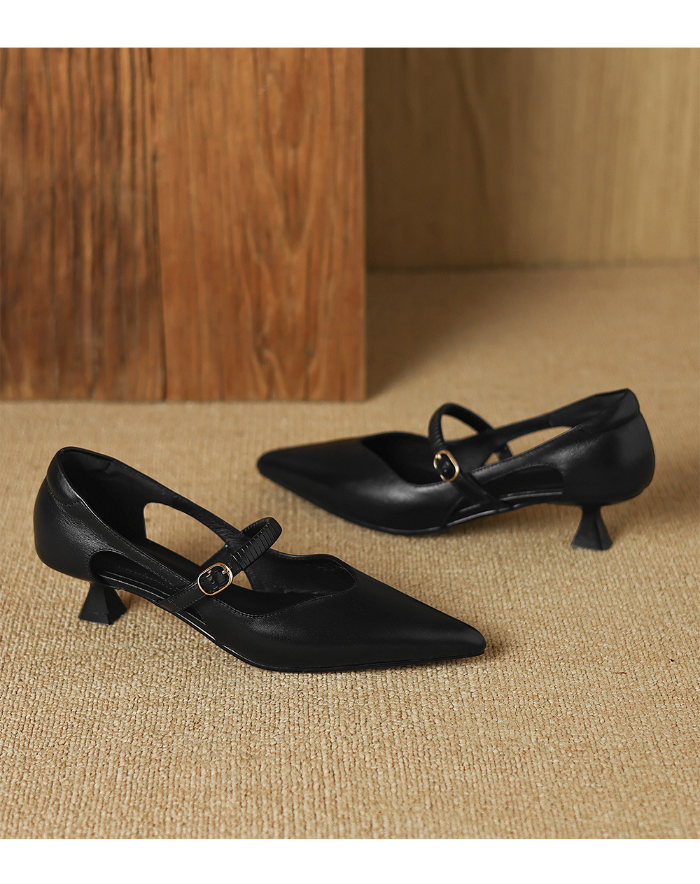 Sandal cao gót nữ bít mũi hở gót 5,5 cm mũi nhọn phong cách Hàn Quốc — Màu đen chi tiết 23
