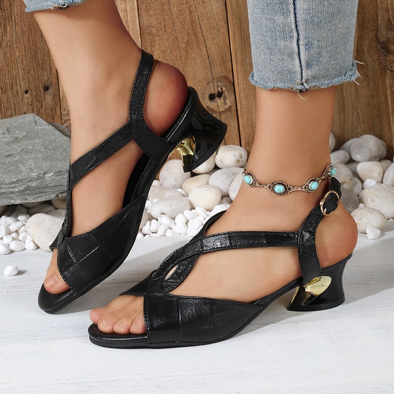 Moda europea y americana de comercio exterior de tacones grandes sandalias de pez boca hebilla correa cruzada gruesa stock