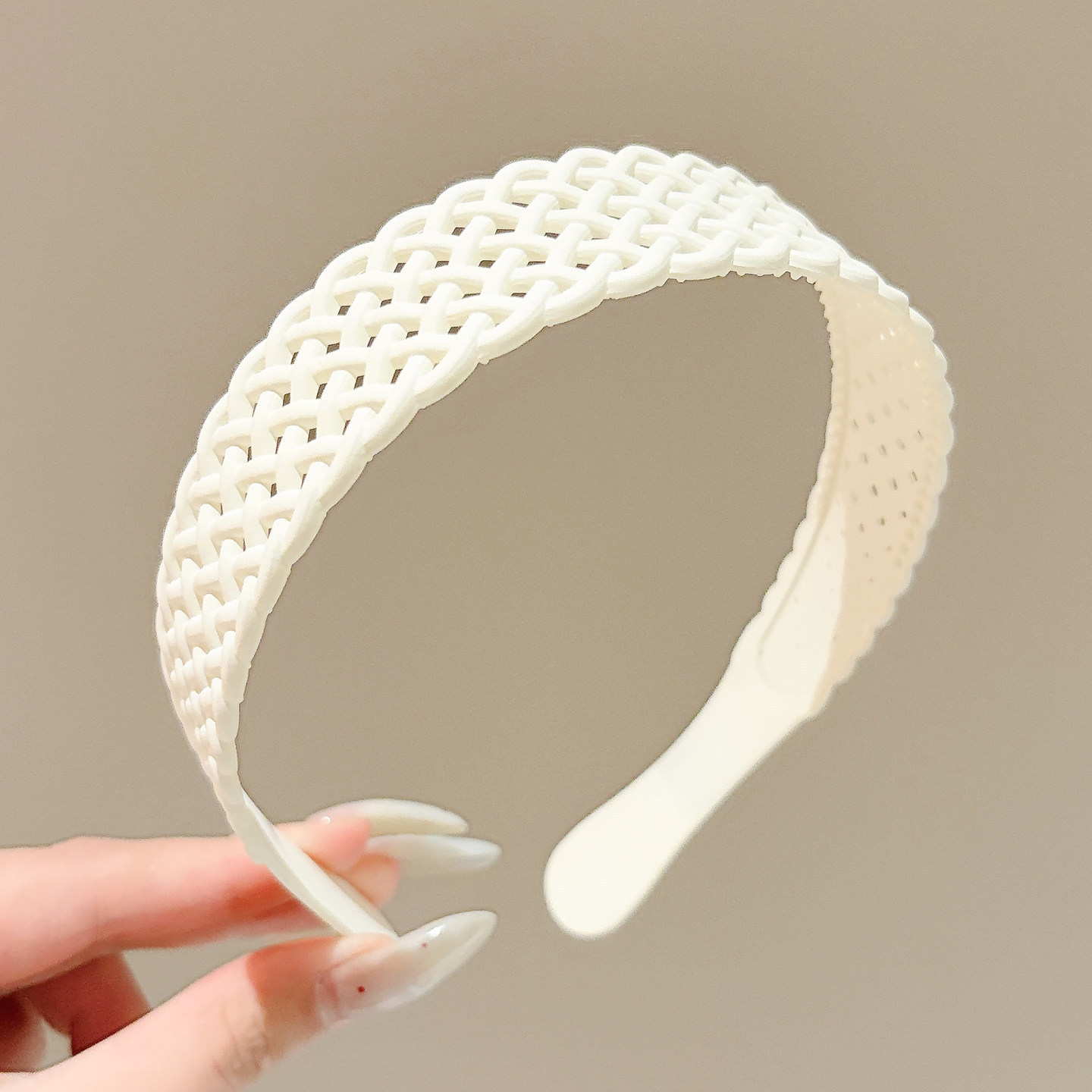 Diadema alta para mujer, nueva colección 2026, accesorio para el cabello estilo Chanel francés, elegante banda ancha para el cabello.