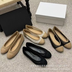 高バージョン! 2025新型の小香風は透かし彫りのバレエ靴を編んでいます。