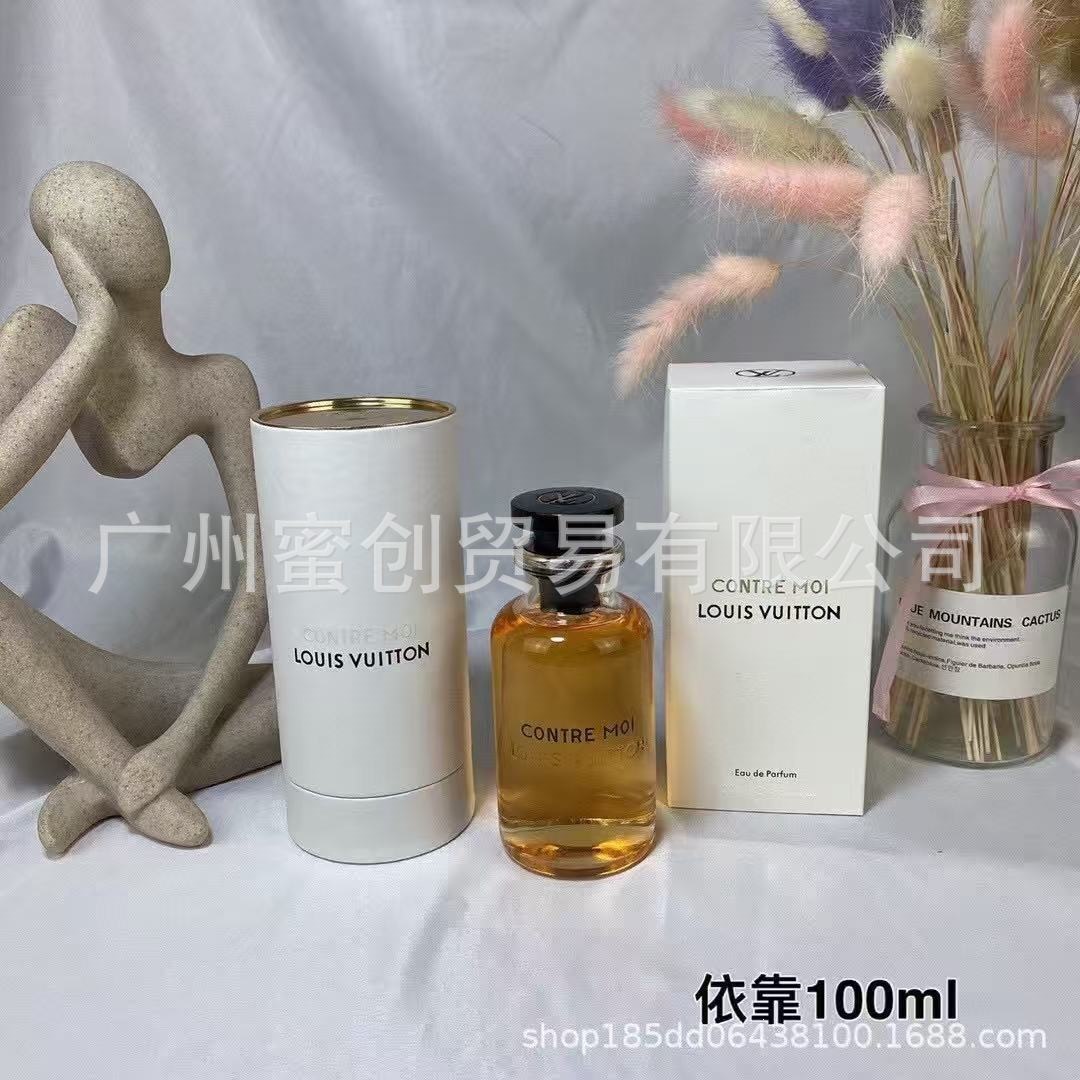 Marca vietnamita No Man 's Land Blue Wind Bell Peras británicas Negro Blanco Teddy Bear Rose Water Rojo 540 Perfume