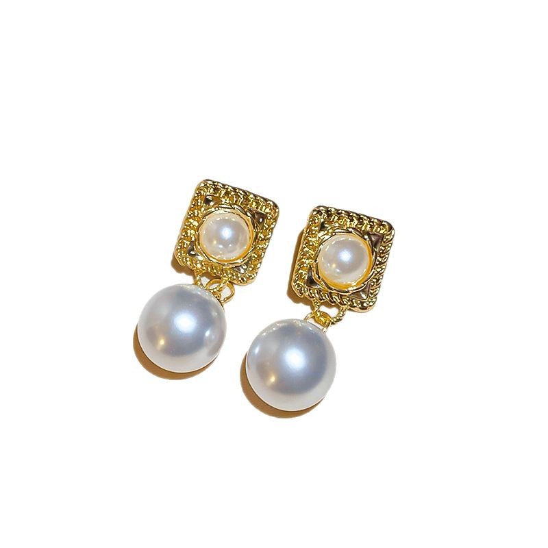 Square brand universal elegant fashionable earrings from pearl