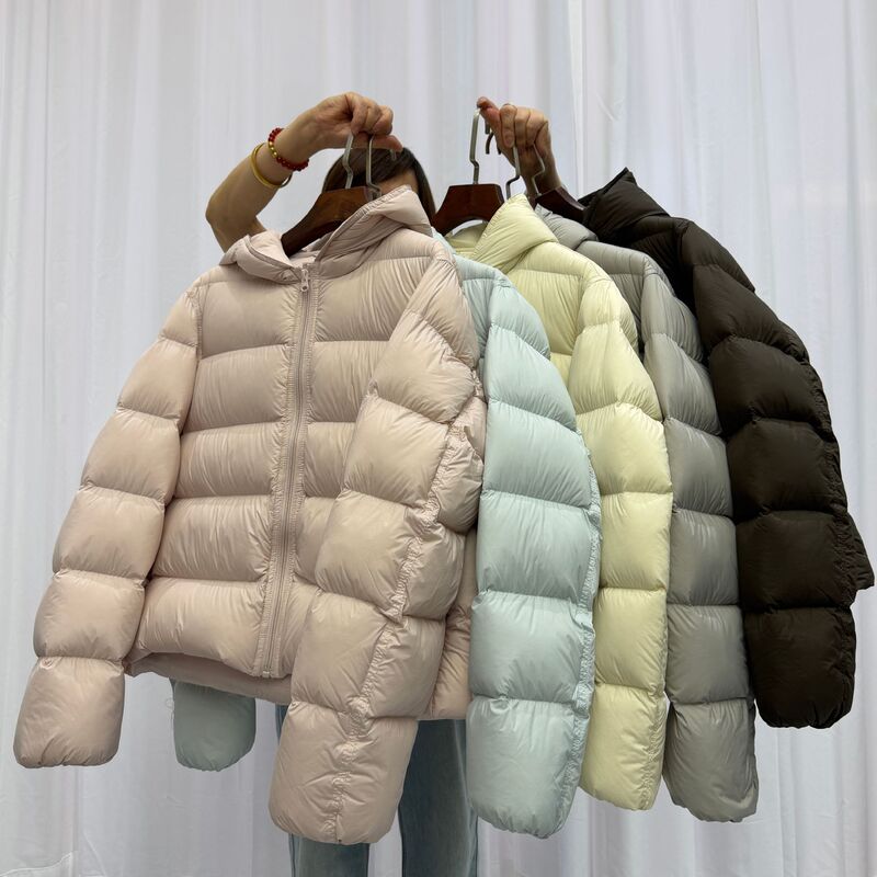 【High-Quality Factory Goods with Great Value】95% down New Style Puffer Hooded Short down Jacket for Petite Individuals, Thickened Coat