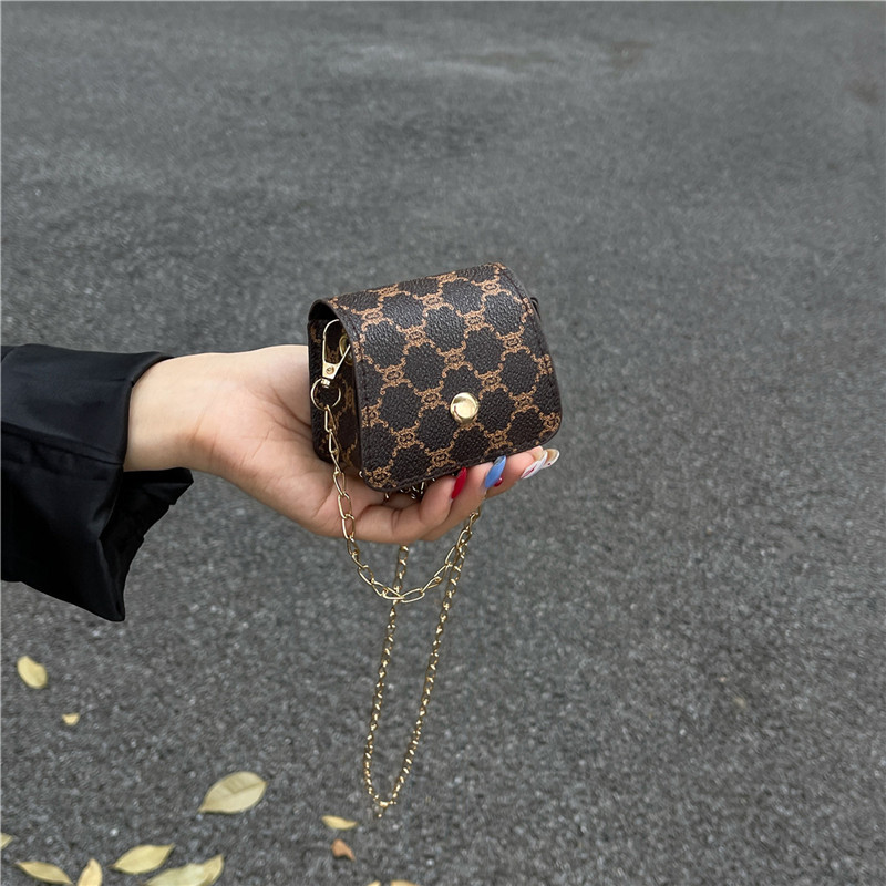 Cross-border fashion retro small square bag, simple niche shoulder bag, 2025 new versatile crossbody bag for women