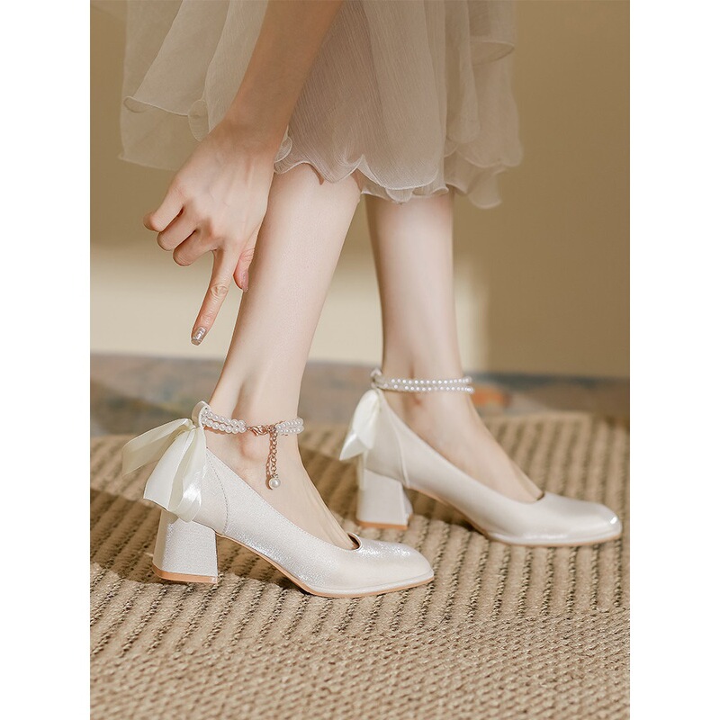 Square-Toe Mary Jane Wedding Shoes with Chunky Heels That Are Comfortable, 2026 New French-Style Bridesmaid Shoes, High Heels for Women That Can Be Worn Daily Square-Toe Mary Jane Wedding Shoes with Chunky Heels That Are Comfortable, 2026 New French-Style Bridesmaid Shoes, High Heels for Women That Can Be Worn Daily